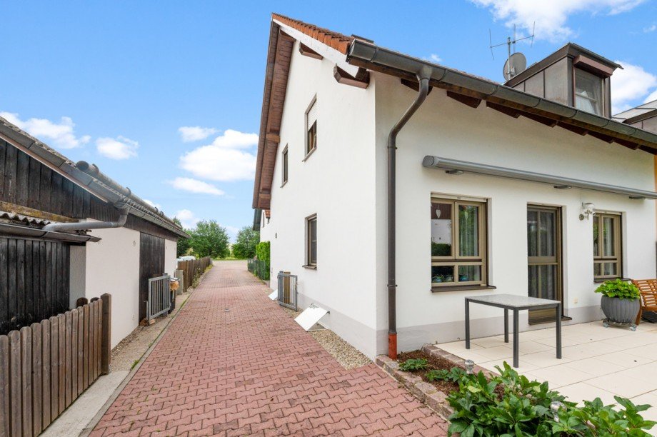 Au�enansicht Doppelhaush�lfte Erding