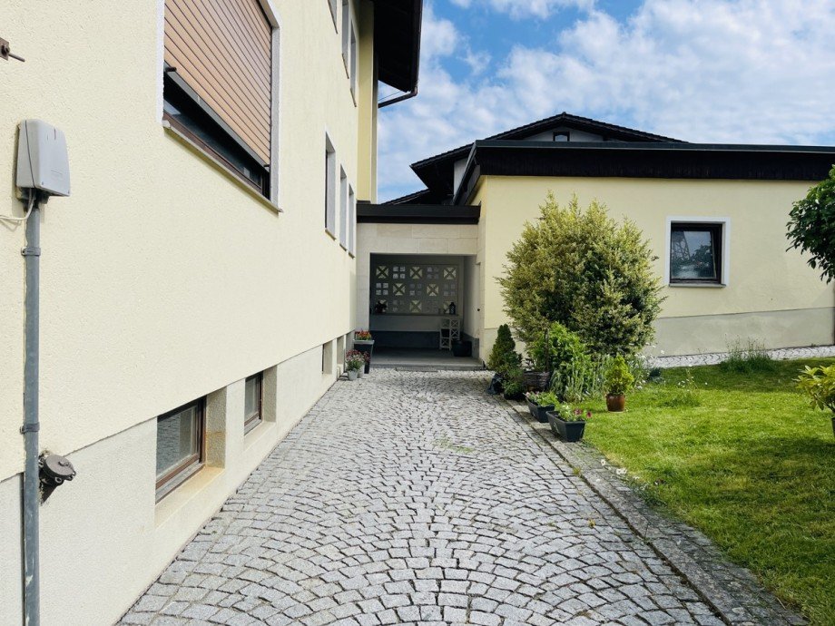 Au�enansicht Mehrfamilienhaus Ruhmannsfelden