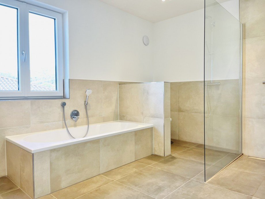 Badezimmer Doppelhaush�lfte Schwarzach