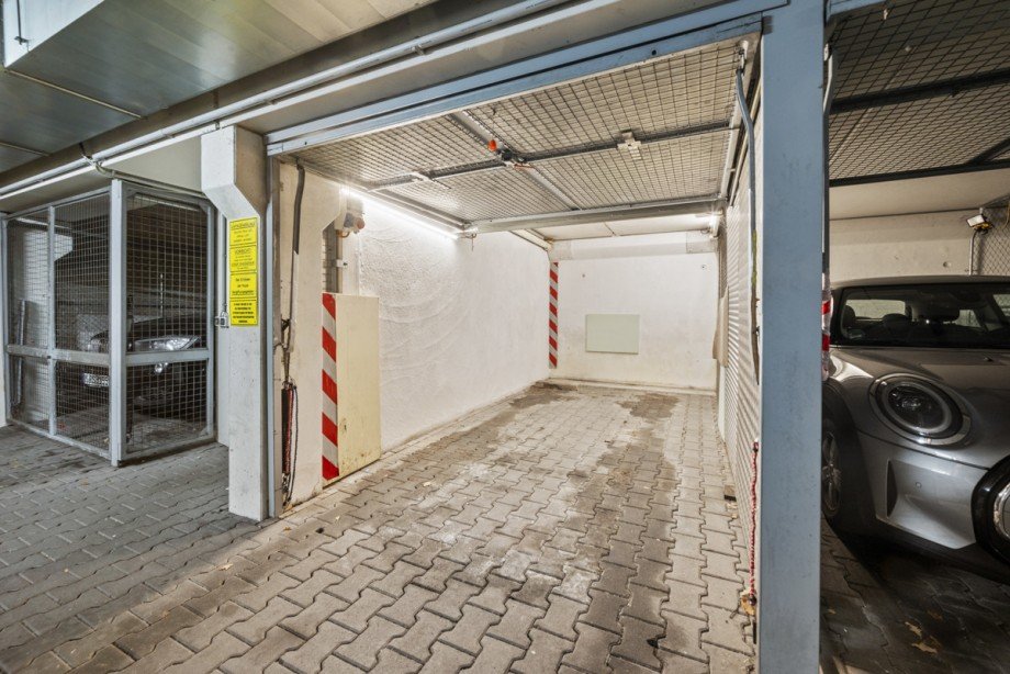 Absperrbarer TG-Stellplatz Etagenwohnung M�nchen