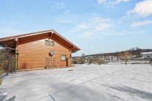 Gartenansicht Nat�rlich wohnen | Neuwertiges Einfamilienhaus in Holzbauweise und weitl�ufigem Grundst�ck