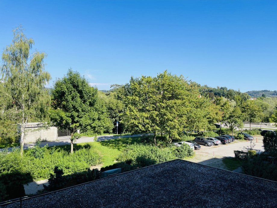 Balkonaussicht Stadtpark Etagenwohnung Deggendorf