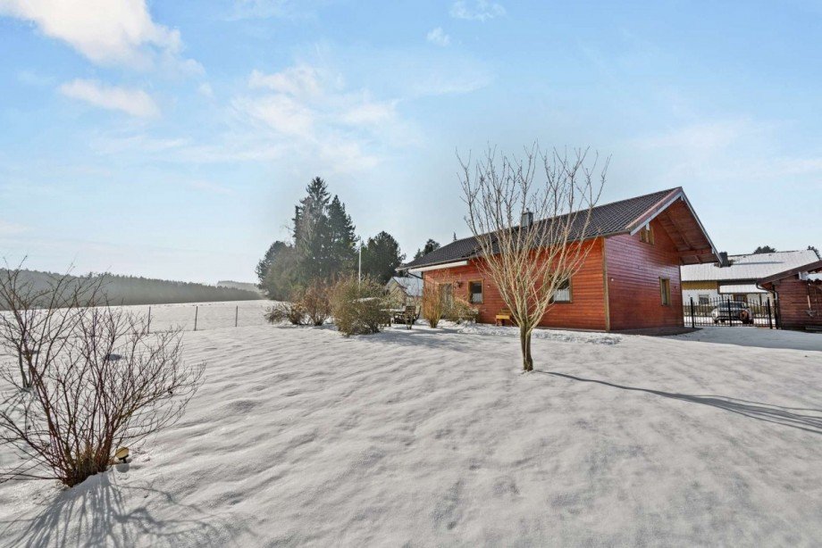 Gartenansicht Einfamilienhaus Iggensbach