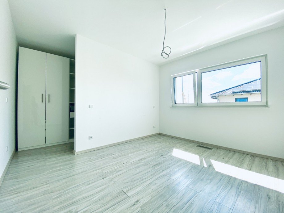 Elternschlafzimmer mit begehbarem Kleiderschrank Einfamilienhaus Plattling